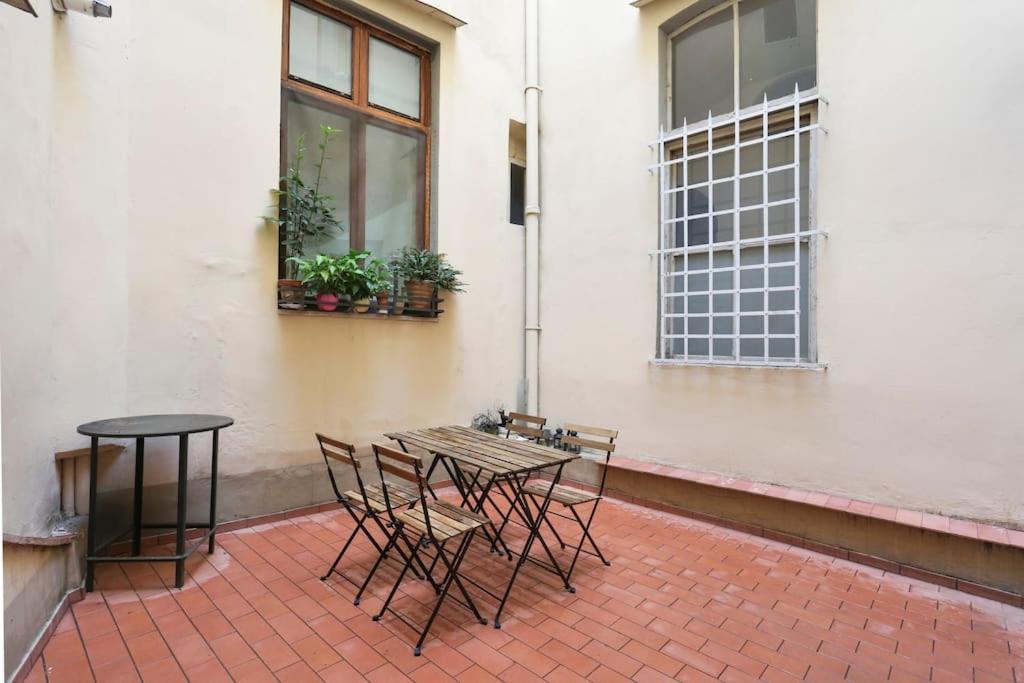Belle Donne Historical Apartment - City Center Florenz Exterior foto